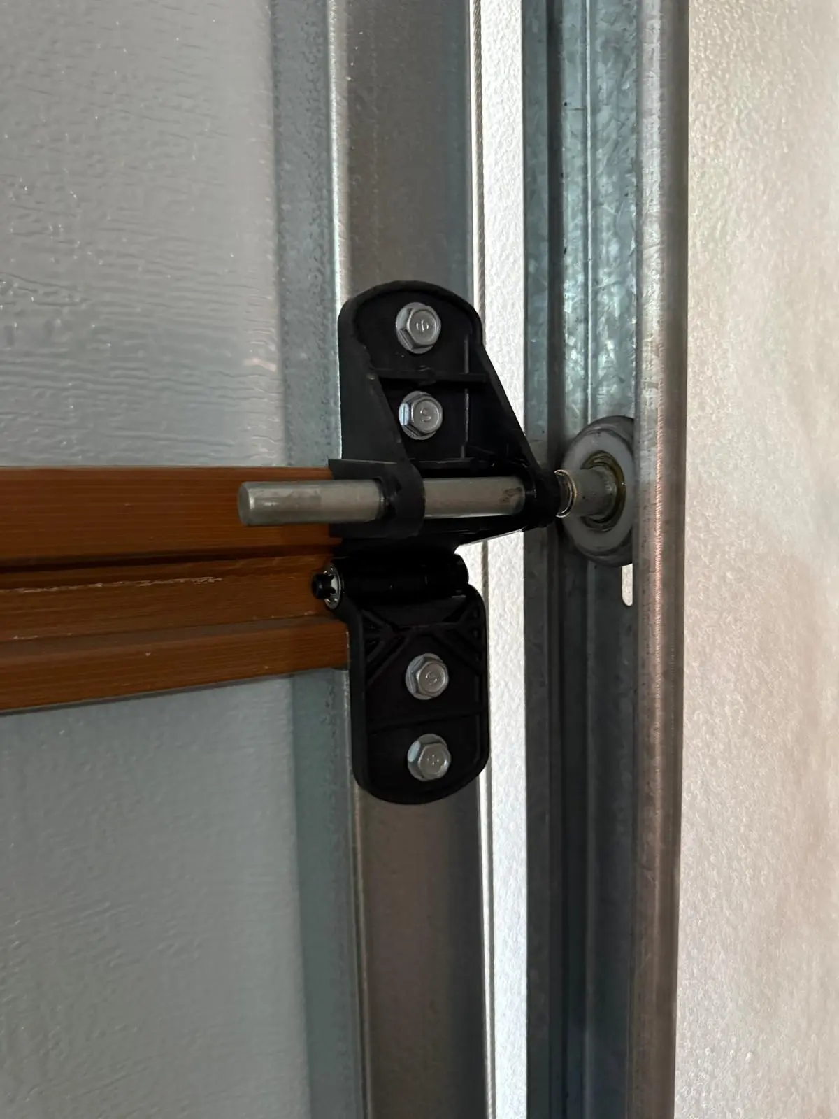 Garage Door Repairs in Oxley Park