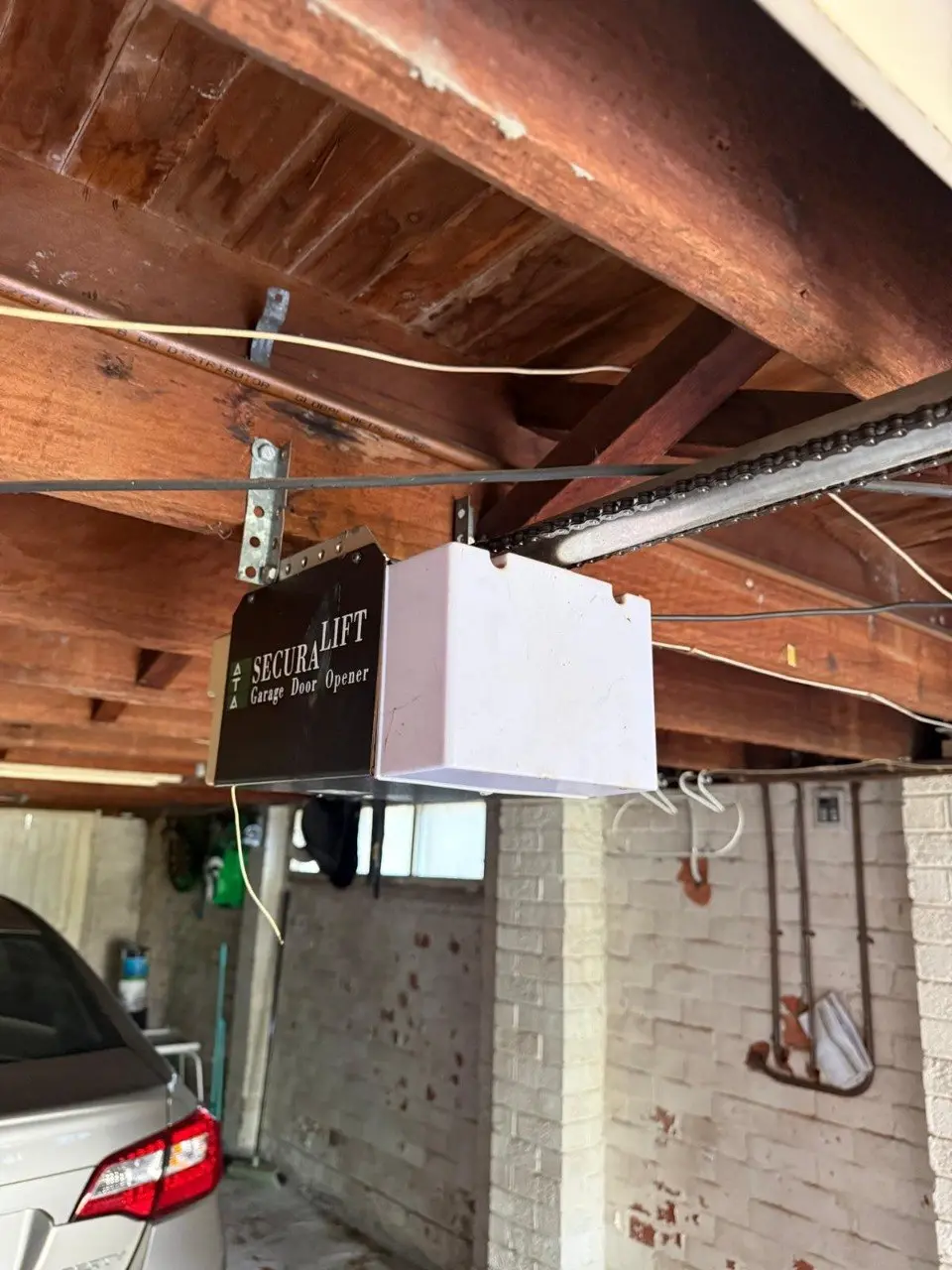 Garage Door Repairs in Hebersham