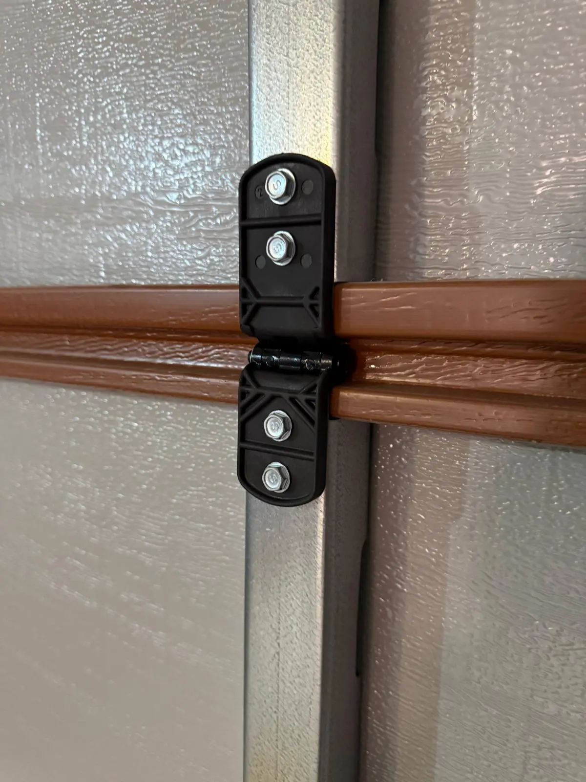 Garage Door Repairs in Willmot